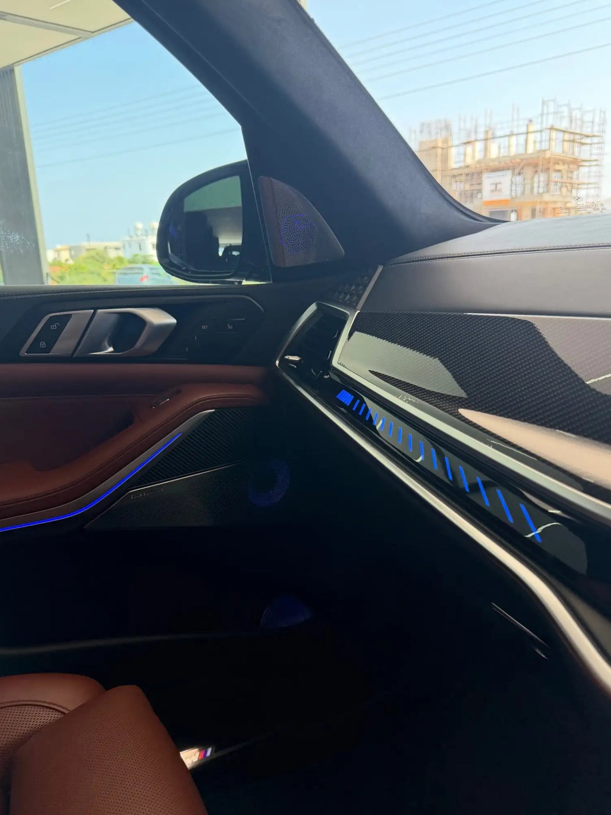 2023 BMW X7 M60i 4.4L V8 Twin-Turbo (550 HP)