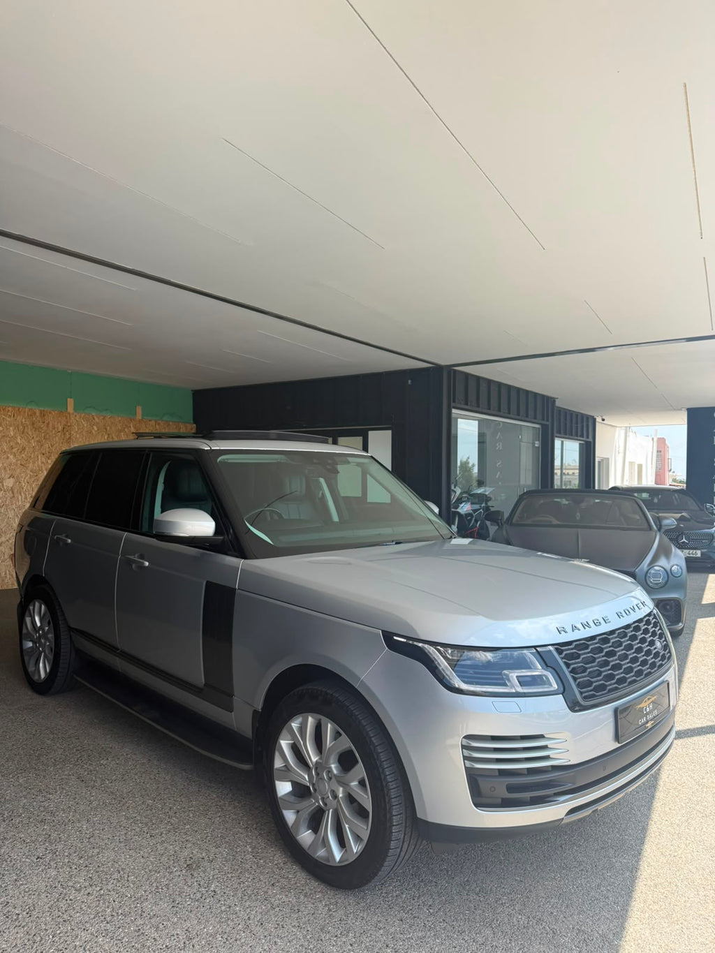 2020 Land Rover Range Rover Vogue 3.0L Diesel (300 HP)