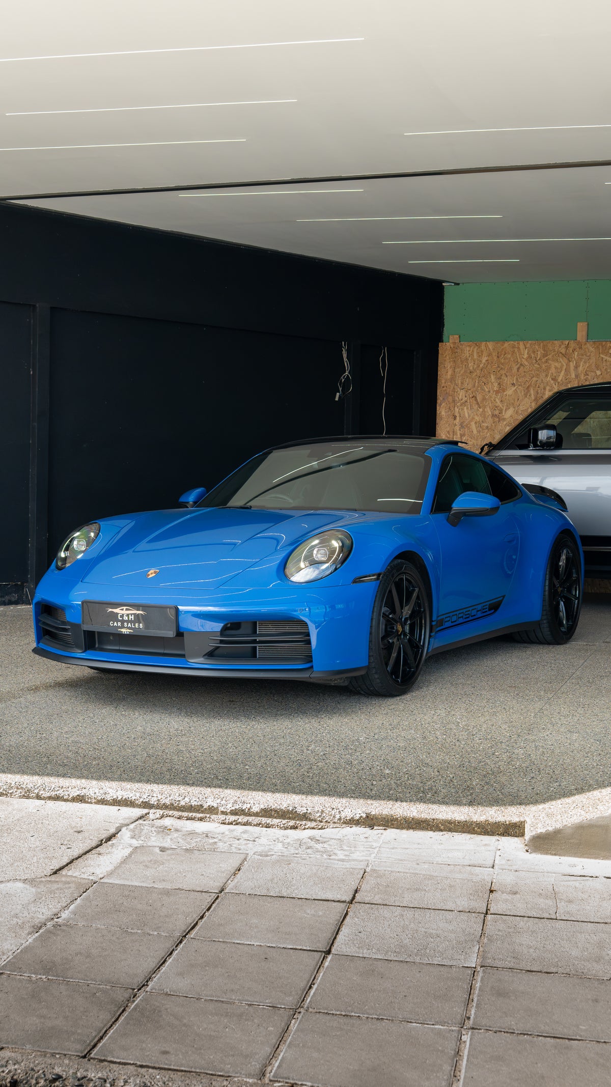 2025 Porsche 911 Carrera 3.0L (992.2 Facelift)