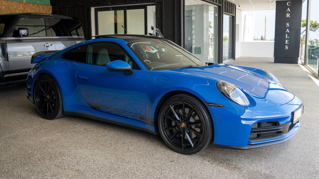 2025 Porsche 911 Carrera 3.0L (992.2 Facelift)