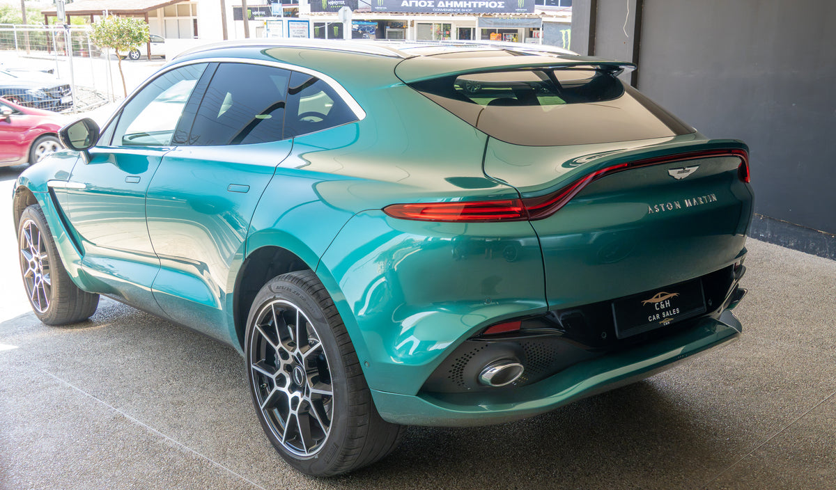 2023 Aston Martin DBX 4.0L Twin-Turbo V8