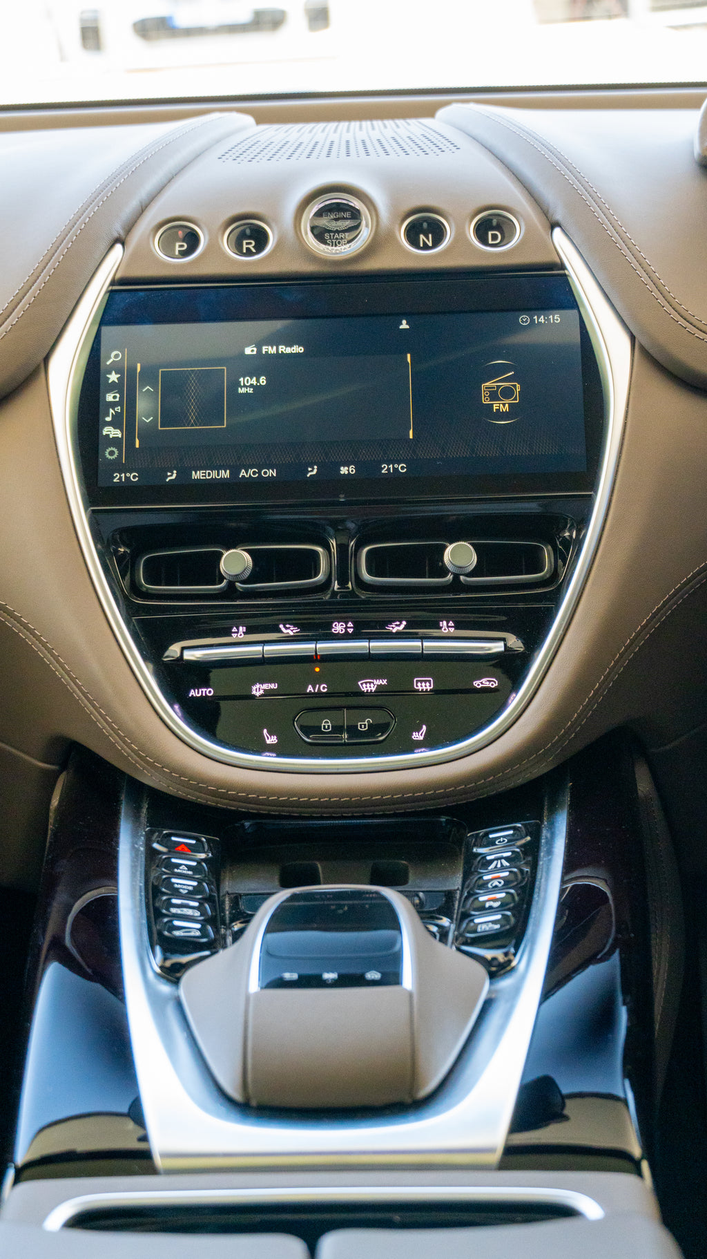 2023 Aston Martin DBX 4.0L Twin-Turbo V8
