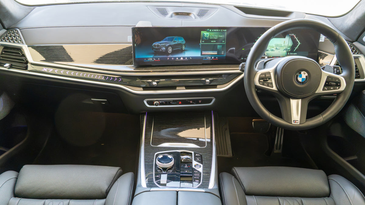 2025 BMW X7 3.0L xDrive (352 HP) Mild-Hybrid