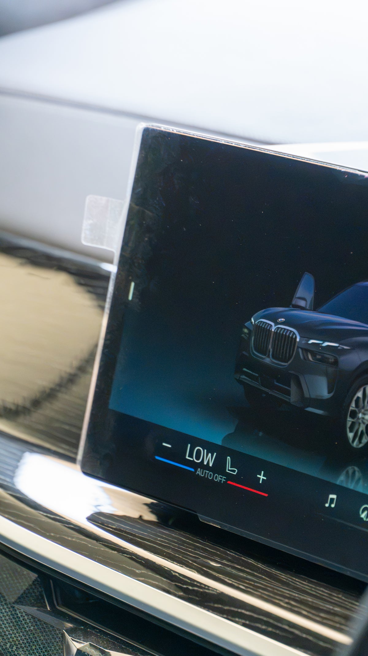 2025 BMW X7 3.0L xDrive (352 HP) Mild-Hybrid