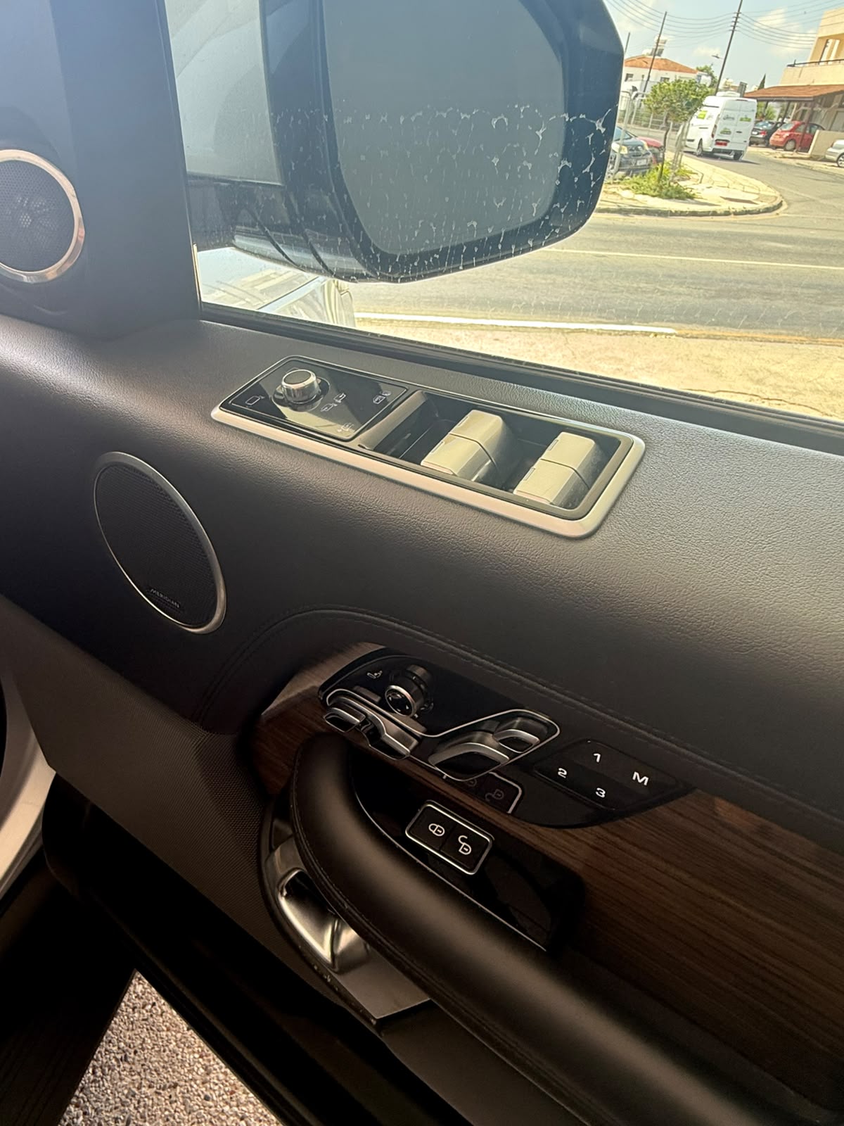 2020 Land Rover Range Rover Vogue 3.0L Diesel (300 HP)