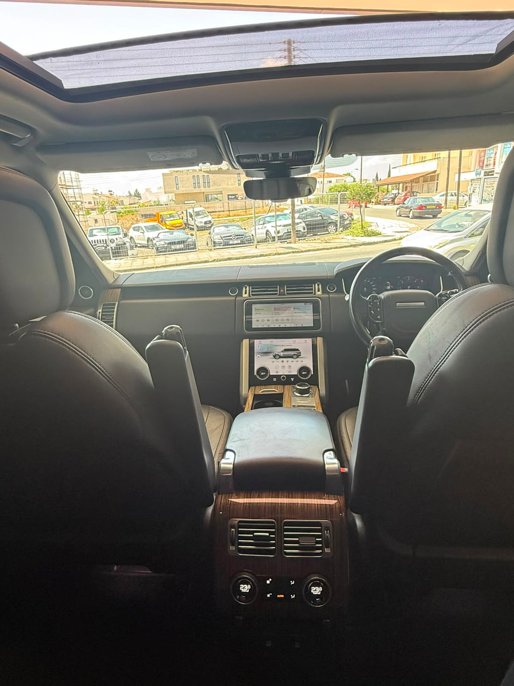 2020 Land Rover Range Rover Vogue 3.0L Diesel (300 HP)