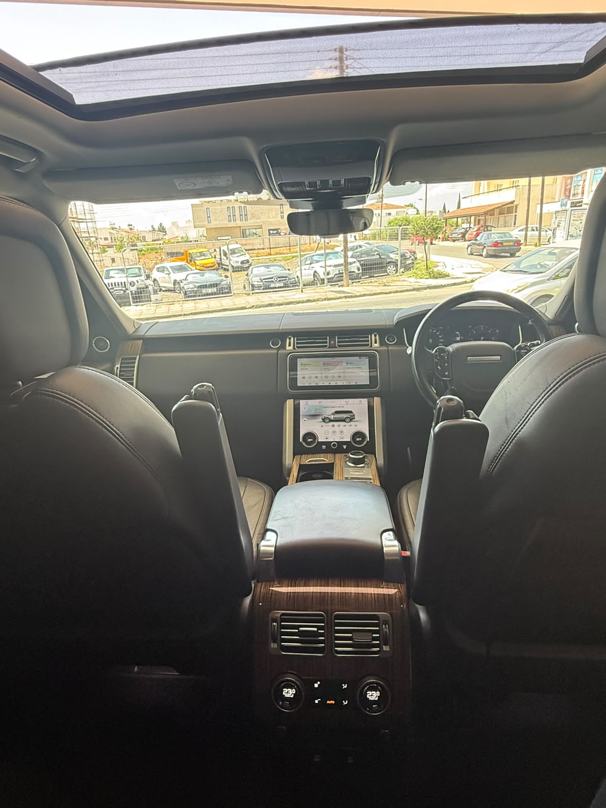 2020 Land Rover Range Rover Vogue 3.0L Diesel (300 HP)
